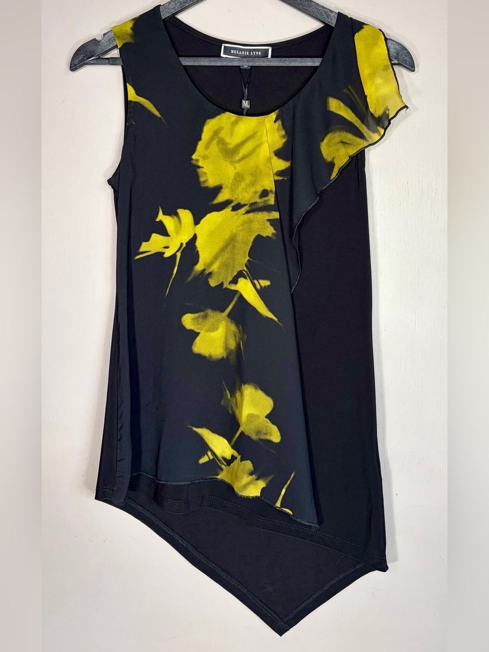 MELANIE LYNE Black & Yellow Floral-Print Blouse